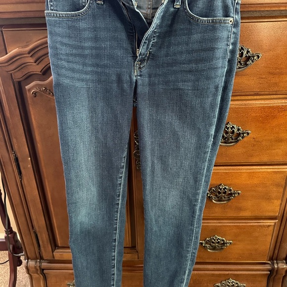 J. Crew 9” mid-rise skinny Blue Denim Jeans. Size 27 - Picture 9 of 9
